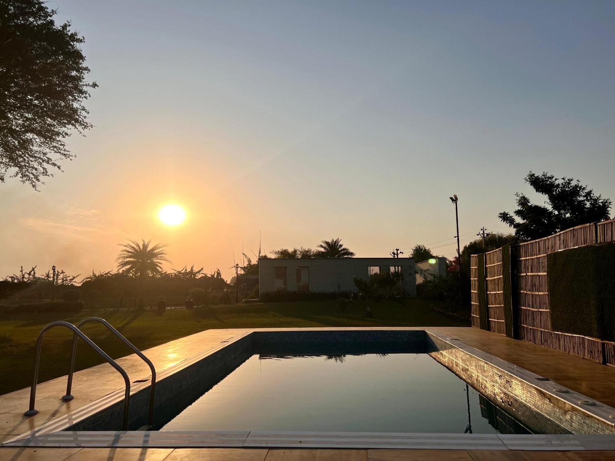 Gazibo Elegant Farm Stay With Swimming Pool ジャイプール エクステリア 写真